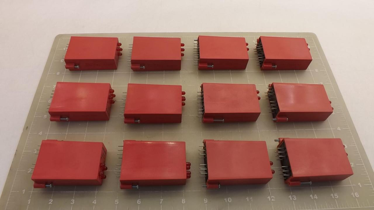 LOT OF 12 OPTO 22 ODC5Q INPUT MODULE T28246