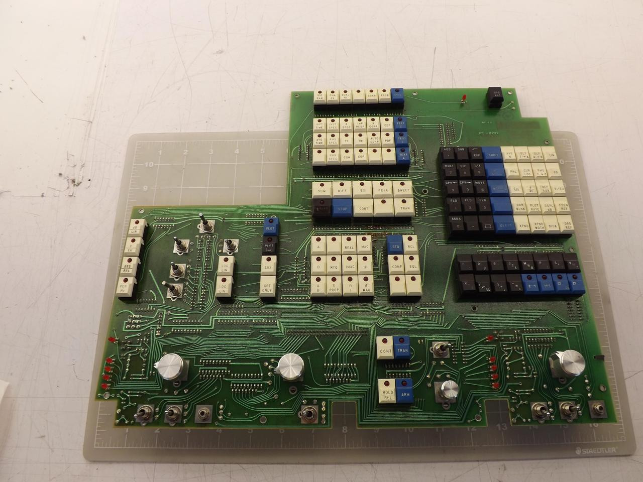 NICOLET SCIENTIFIC 100-PC-8222-E FRONT PANEL SWITCHING BOARD T47248