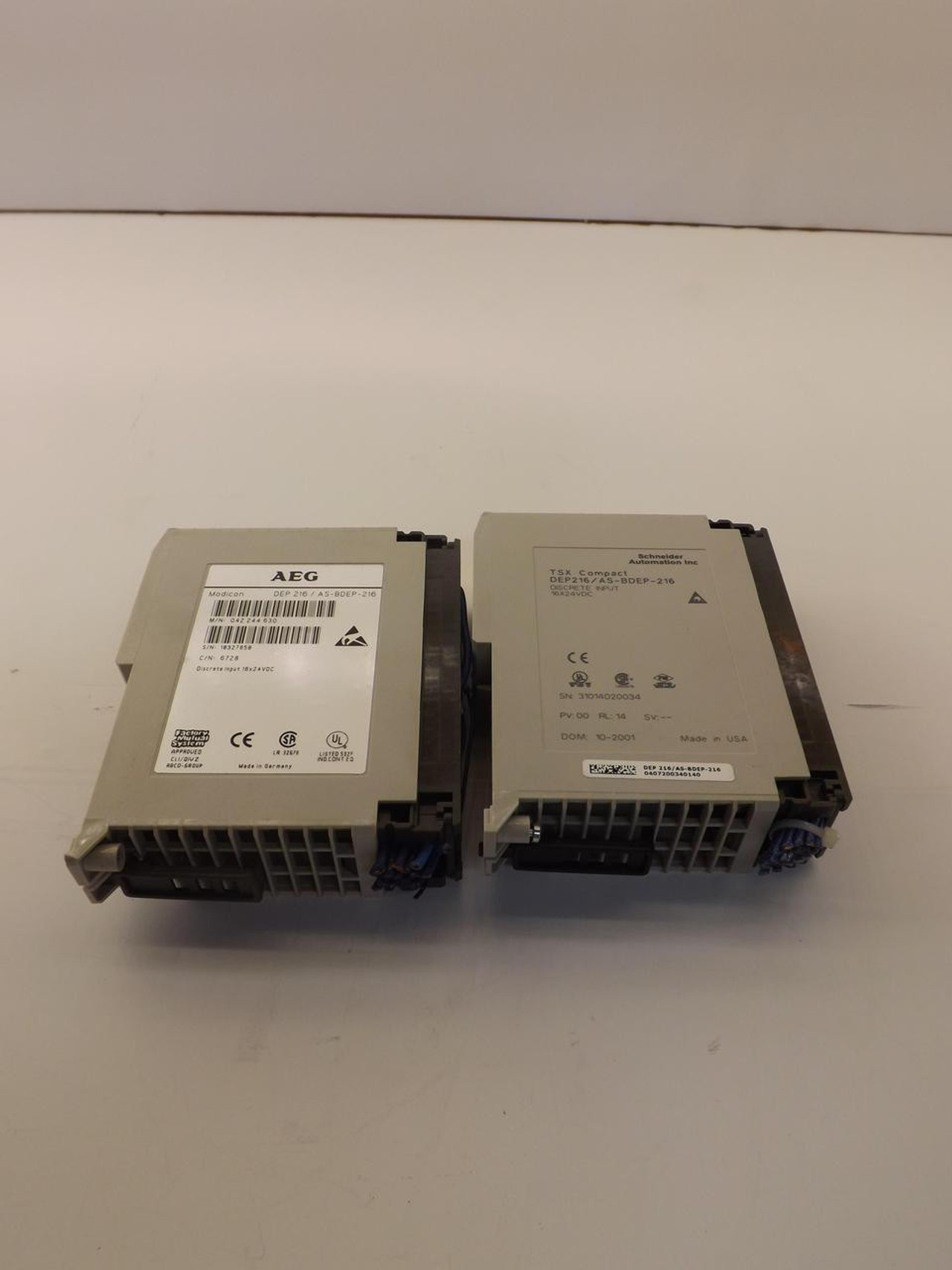 LOT OF 2 AEG MODICON DEP 216/AS-BDEP-216 MODULE T51194