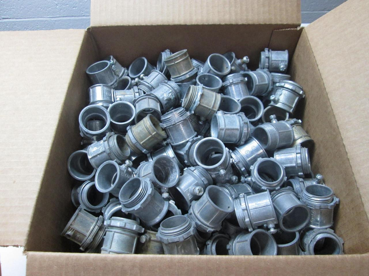 LOT OF 239 1'' ADAPTER FITTING CONNECTORS T52893