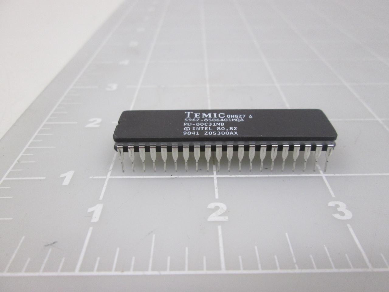 LOT OF 3 TEMIC INTEL 5962-8506401MQA MD-80C31MB 8506401QX MICRO CIRCUIT MEMORY T59302