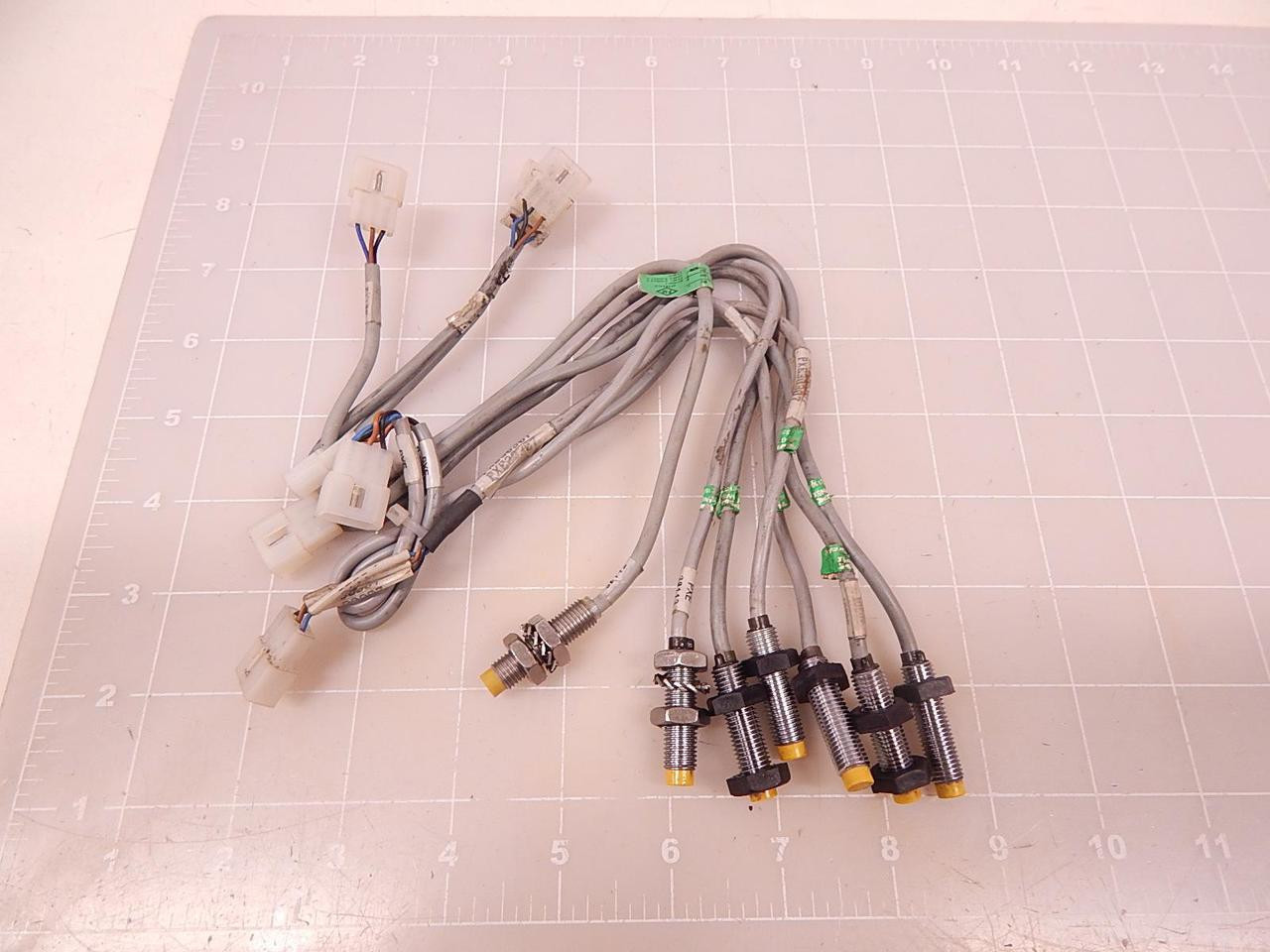 LOT OF 7 TURCK N2-G08K-AN6X INDUCTIVE PROXIMITY SENSOR T72370