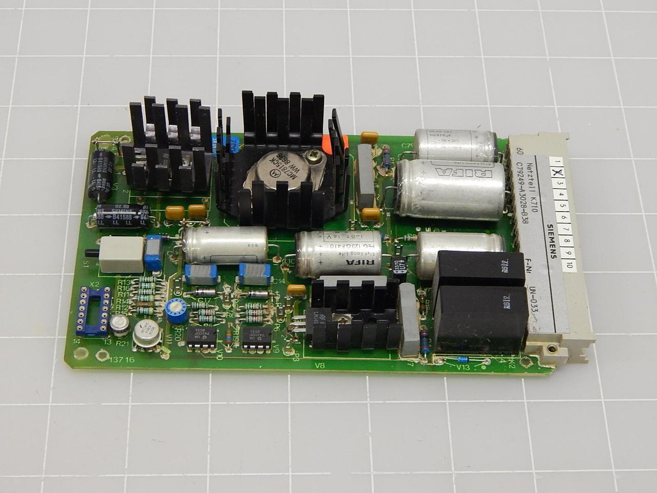 SIEMENS C79040-A0088-0183-06-85 C79040-A88-C183-2-87 CIRCUIT BOARD T69231