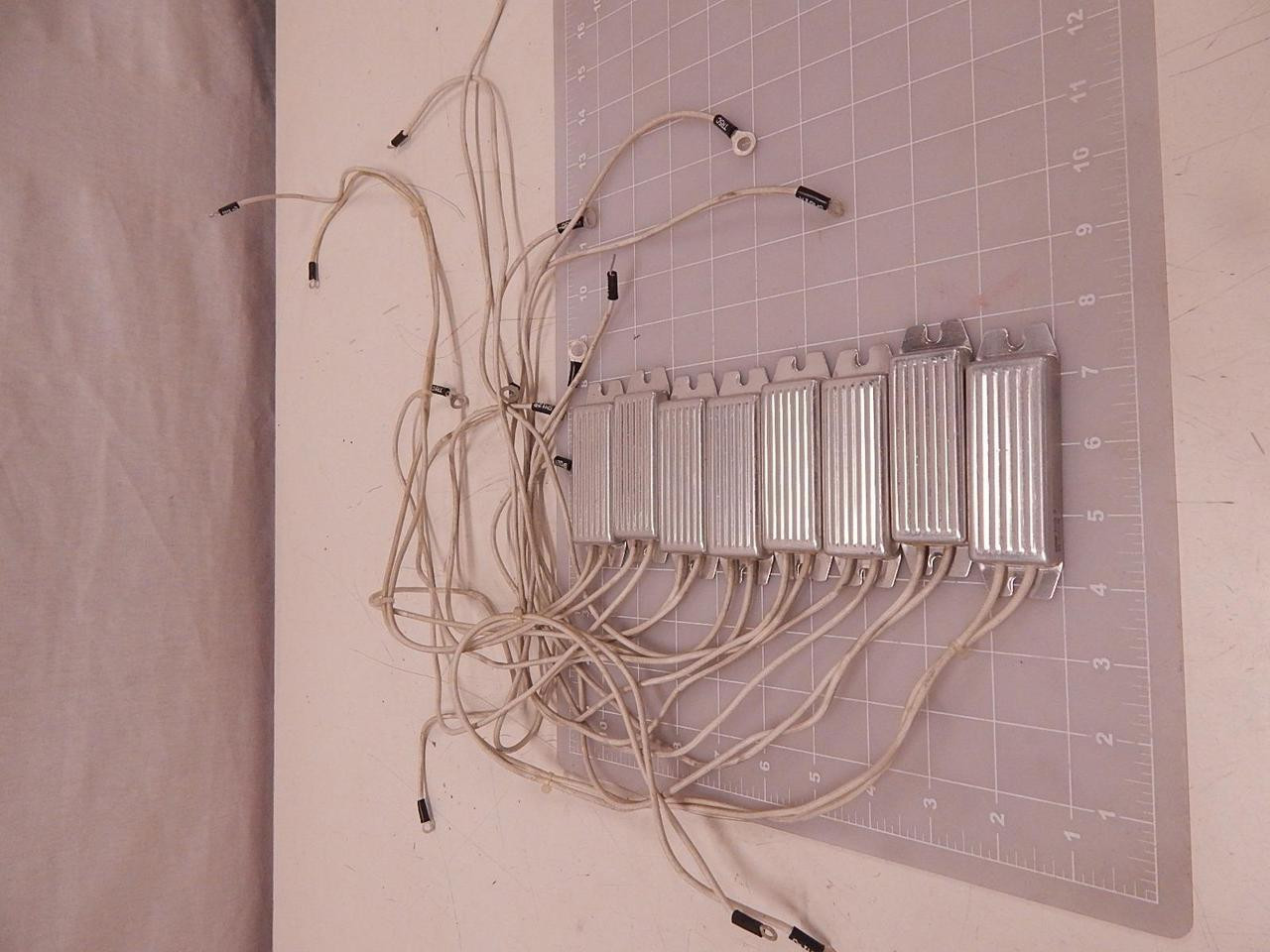 LOT OF 8 0226 RESISTOR 60 W 1 OHM T81517