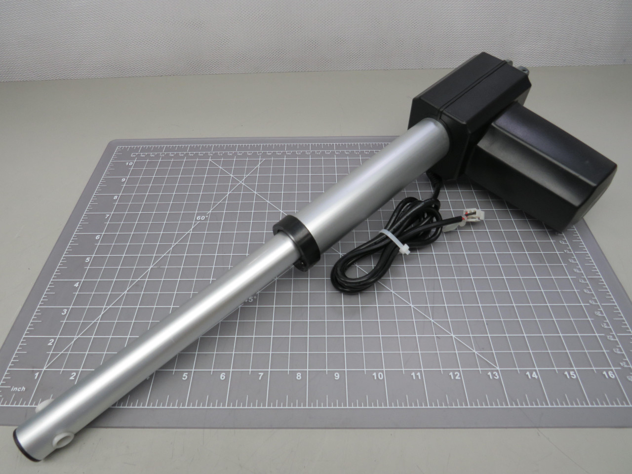 Derock YLSDTZ03-2411-322/452  Linear Actuator For Sale