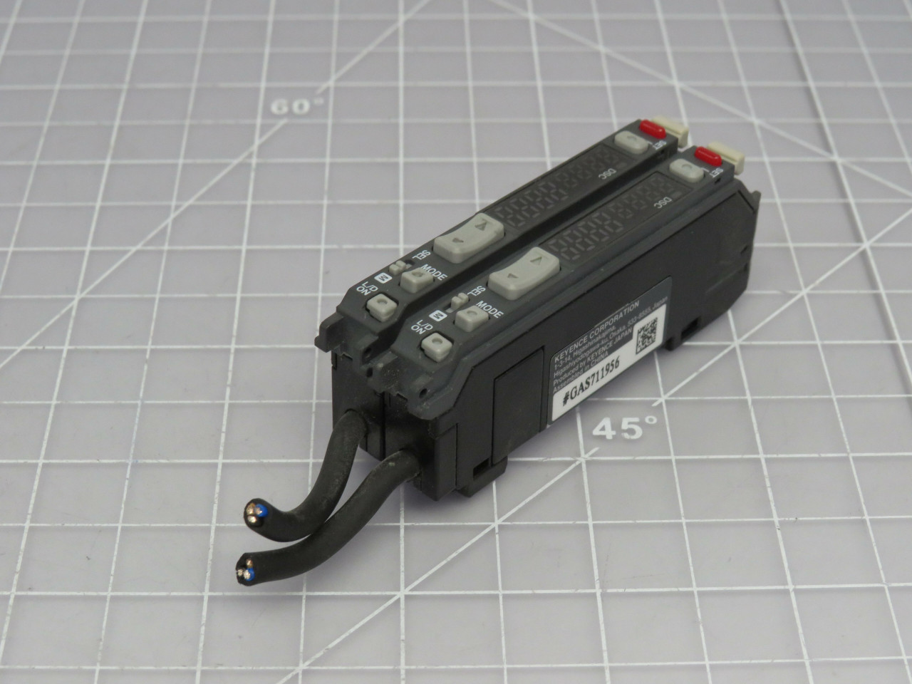 Lot of 2 Keyence FS-V31P  Fiber Optic Sensor Amplifier For Sale