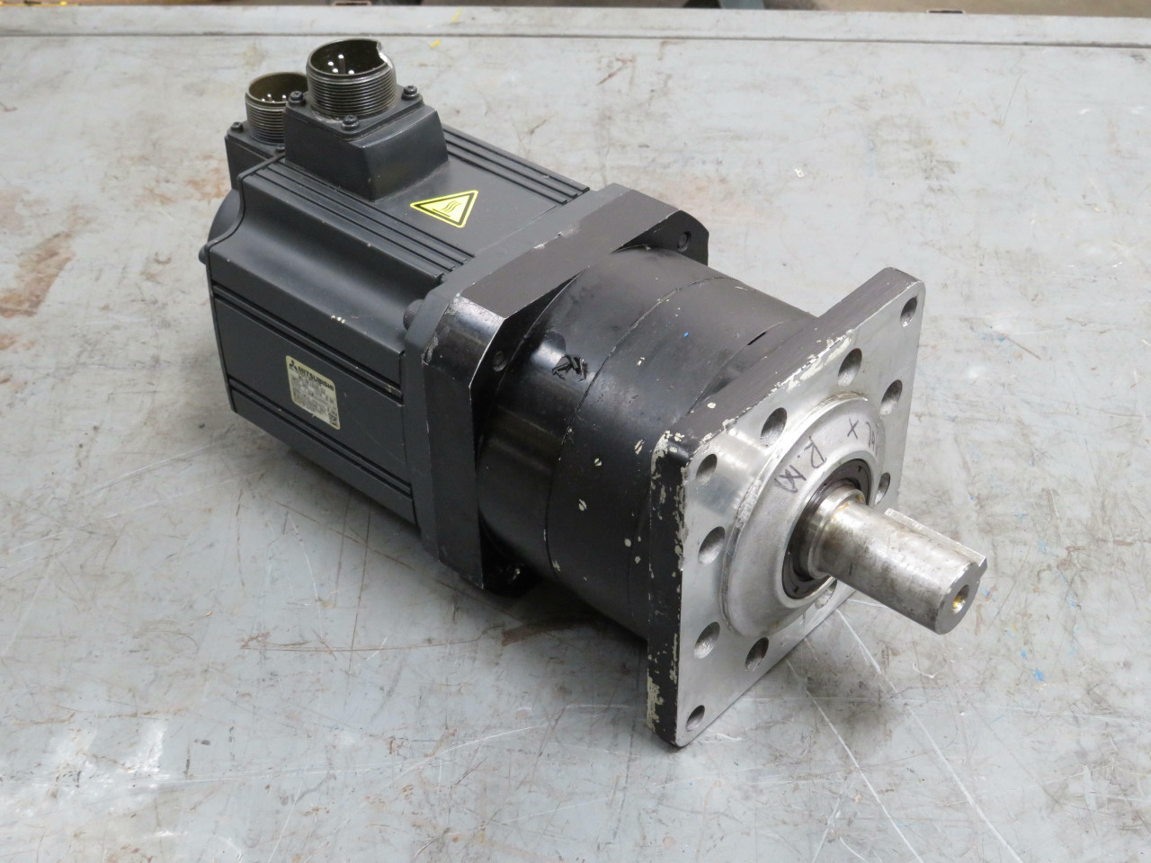 Mitsubishi HC-SF153X-S2  AC Servo Motor  For Sale