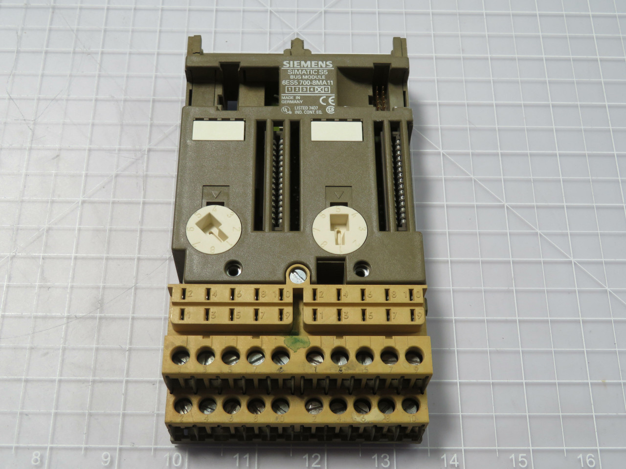 Siemens 6ES5 700-8MA11 Simatic 5 Digital Input Bus Module For Sale