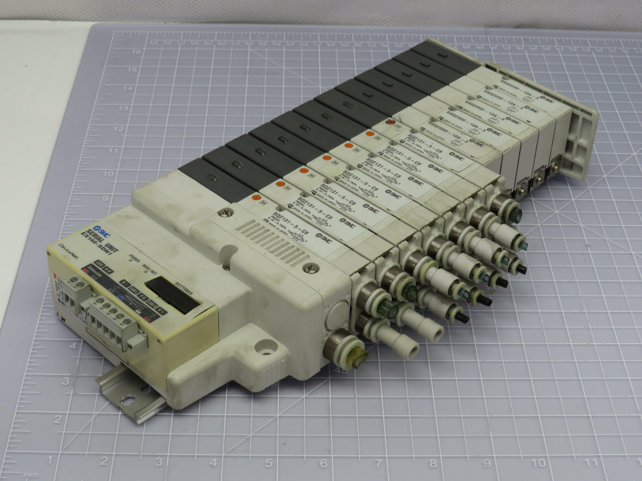 SMC EX140-SDN1 SQ2131-5-C8 Interface Serial Unit w Solenoid Valves  For Sale