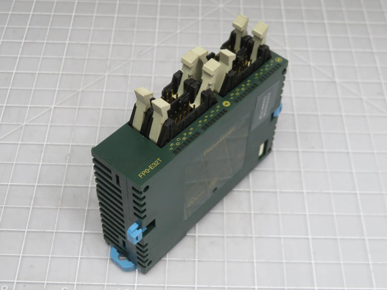 Panasonic  AFP03543  FP0-E32 Panasonic Expansion unit  For Sale