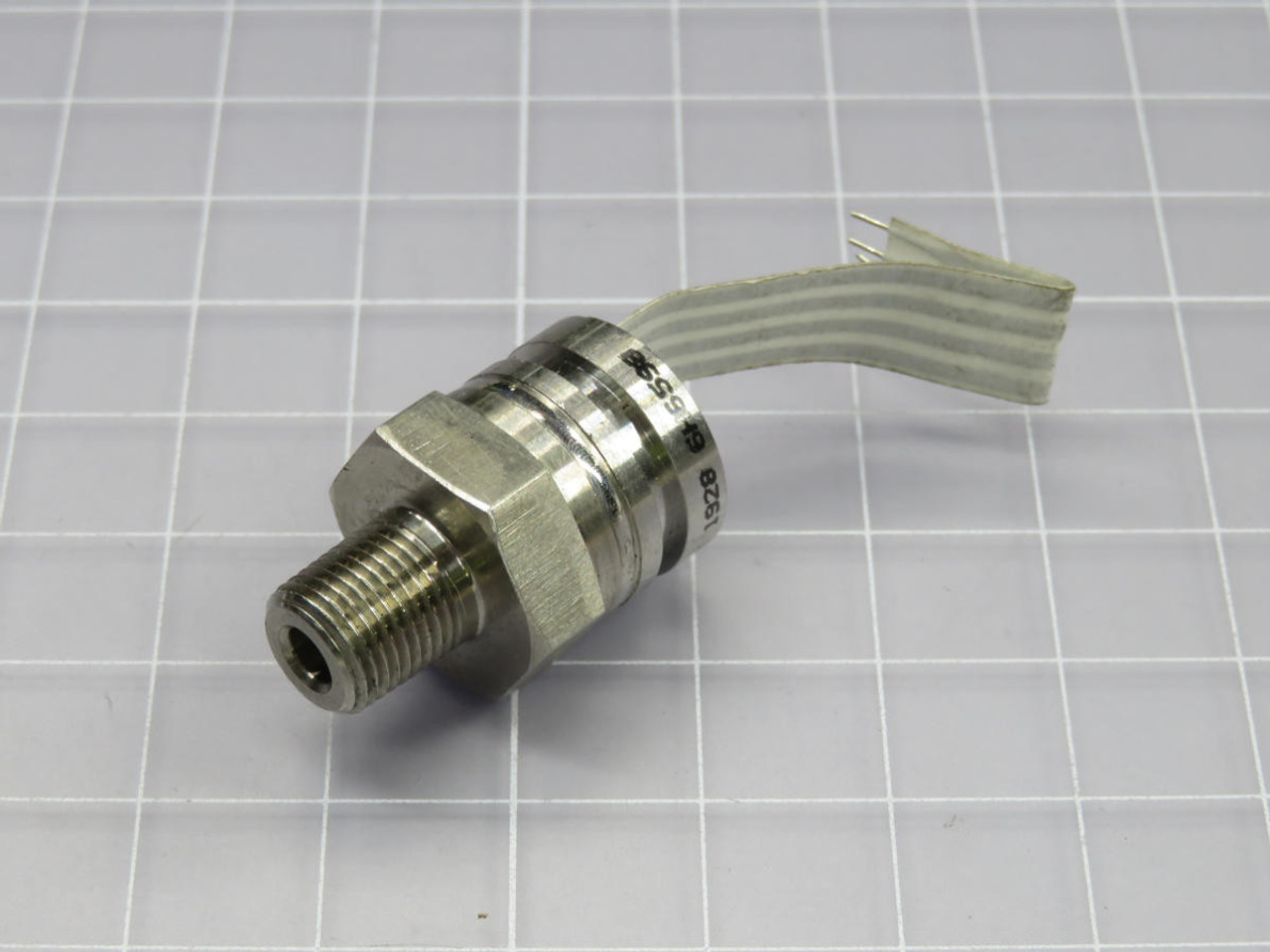 Lot of 14  Honeywell  19C300PV4K  SENSOR 300PSI 1/8