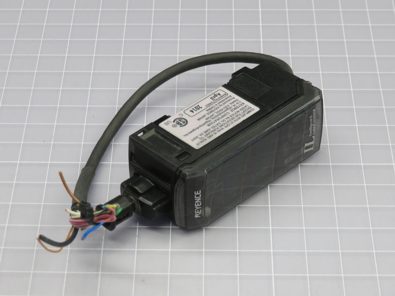 KEYENCE  IL-1000  LASER SENSOR  For Sale