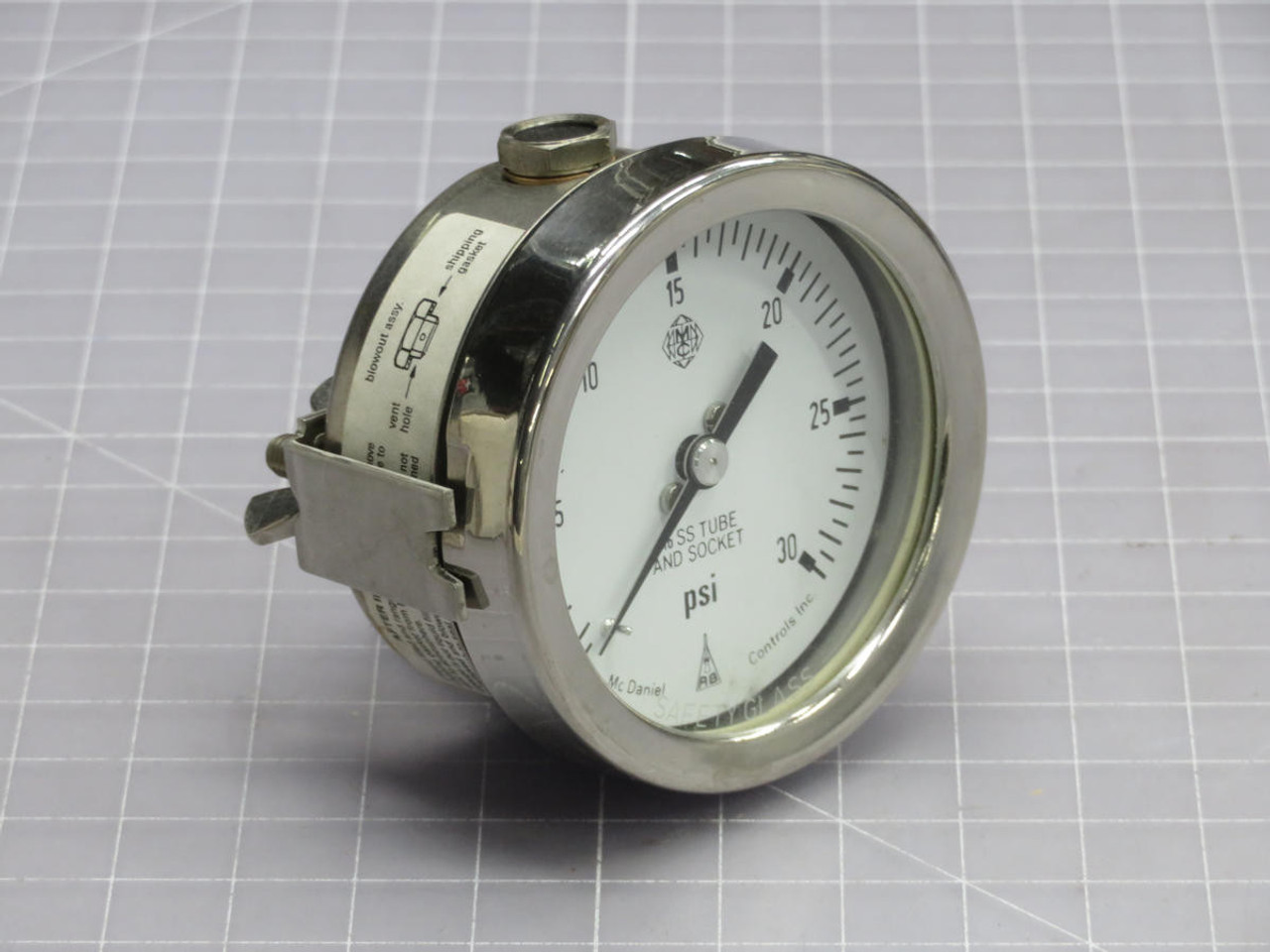 McDaniel Controls  AB 30612 KBF  Pressure Gauge  For Sale