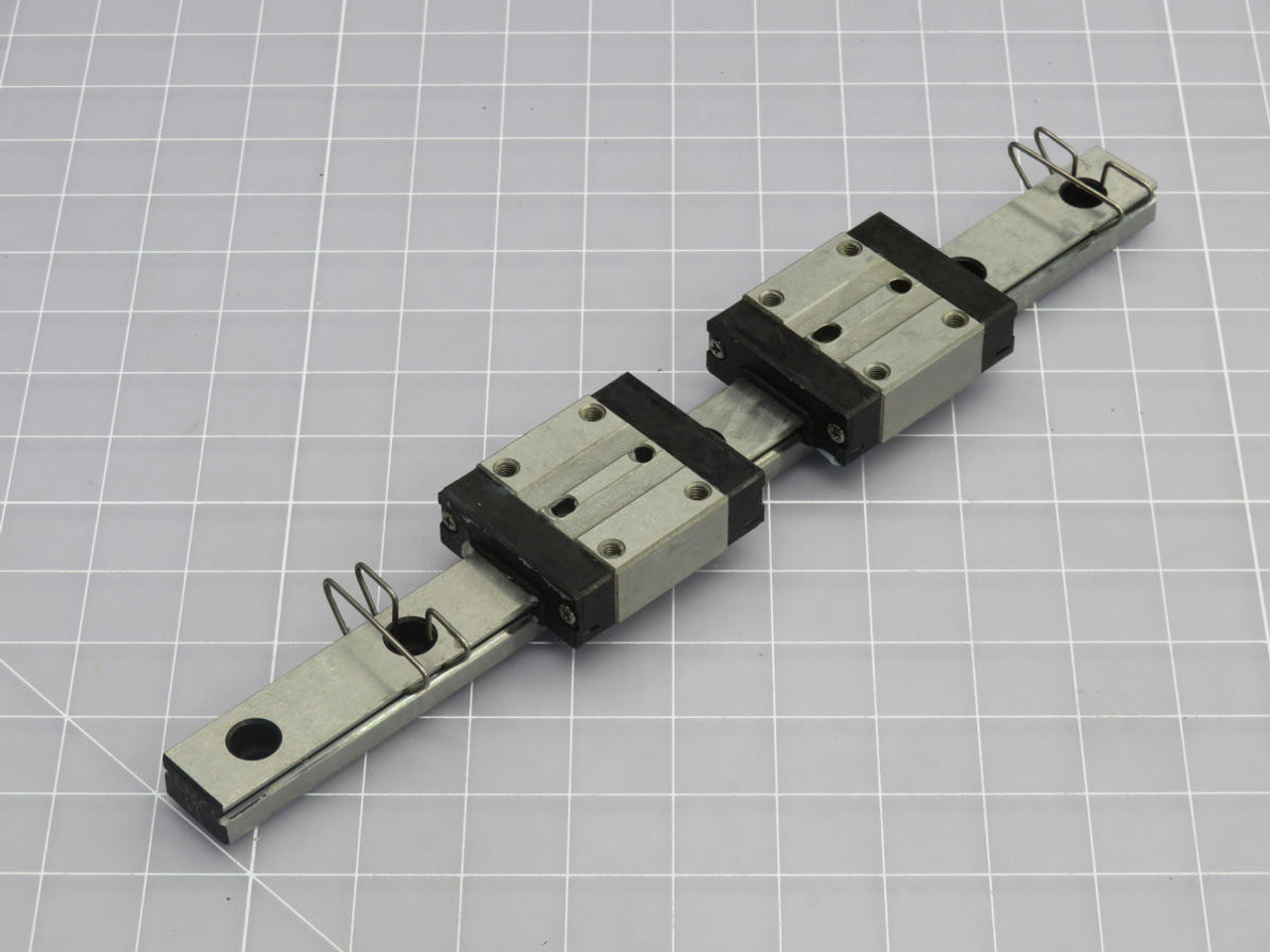 MISUMI  SE2BN-A13-170  LINEAR SLIDE BEARING GUIDE RAIL  For Sale