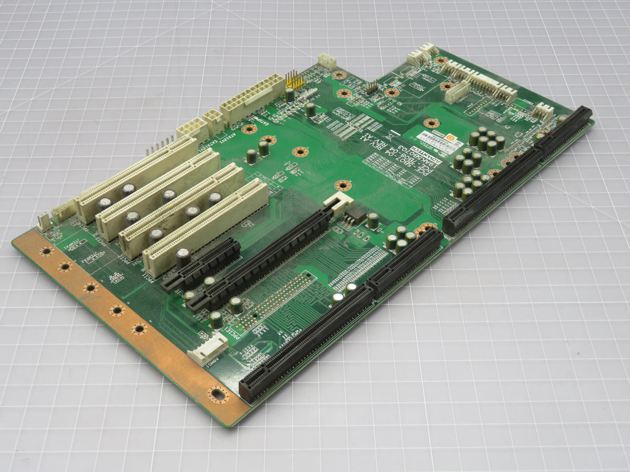 Advantech  19AK5B0703 PCE-5B07-04 Control Board  For Sale