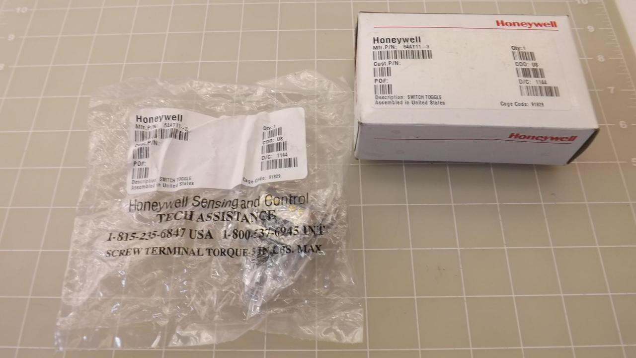 HONEYWELL 64AT11-3 SWITCH TOGGLE T24057
