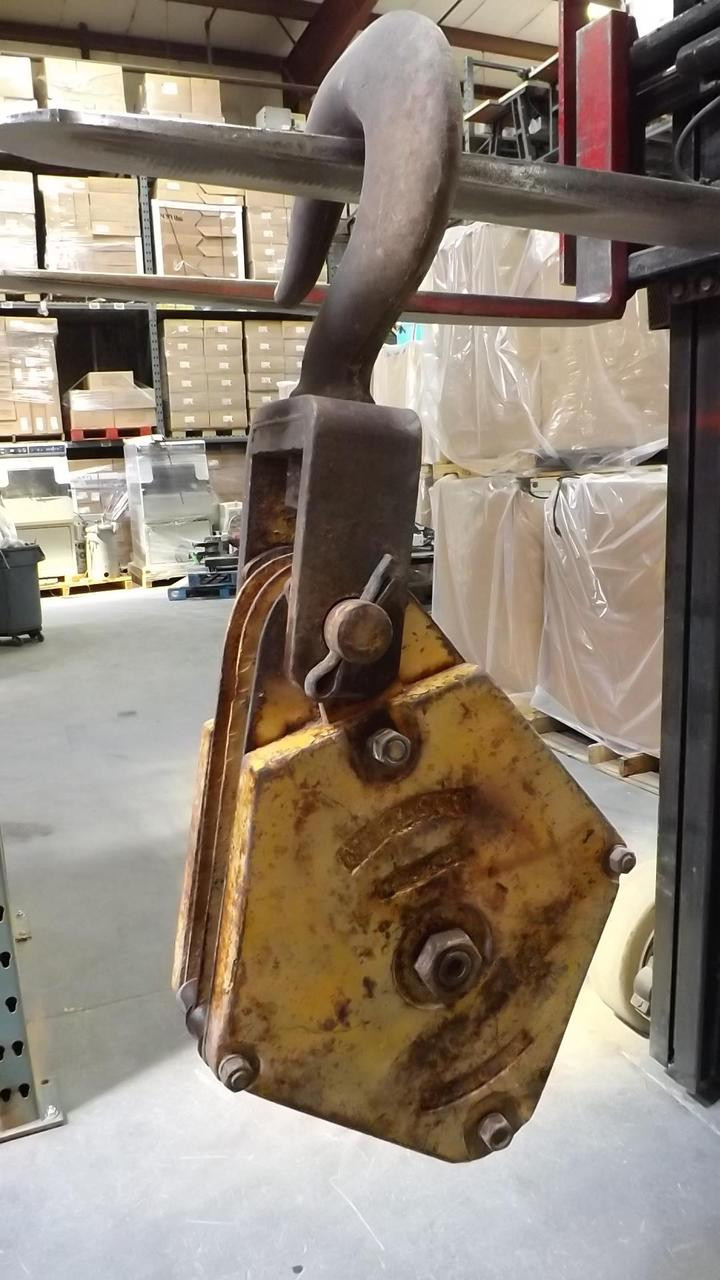 15 TON, 2 SHEAVE, P&H, CRANE HOOK BLOCK, HOIST BLOCK in