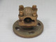LOT OF 2 BURNDY UH143CG6 BUS SUPPORT CONNECTOR T202905