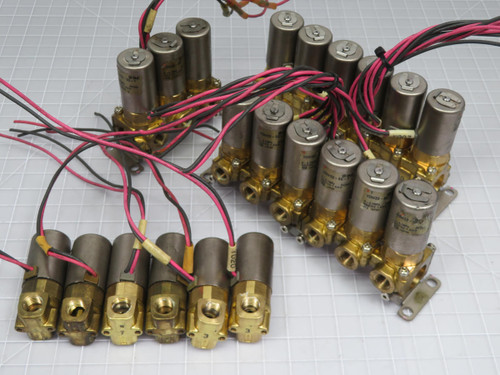 LOT OF 21 SMC VDW21-5G-3-01 COMPACT SGL, SUS VDW VALVE 2-WAY SUS T200518