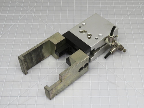 CKD BHA-05CS1 COMPACT CROSS ROLLER PARALLEL HAND BHA T200561