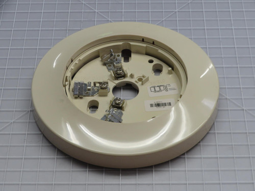 Lot of 4 Honeywell  14507371-001  Smoke Detector Base  For Sale