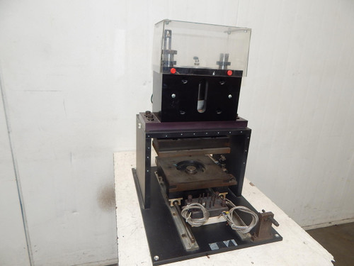 Table Top Pneumatic Press for Production Assembly  For Sale