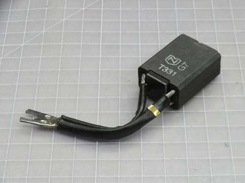 LOT OF 18 NATIONAL CARBON T331 MOTOR BRUSH T207996