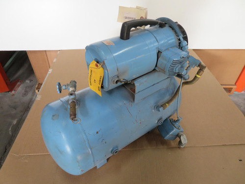 ITT SYCOGH12-1 PNEUMOTIVE BLUE INDUSTRIAL SHOP AIR COMPRESSOR 3/4 HP T209816