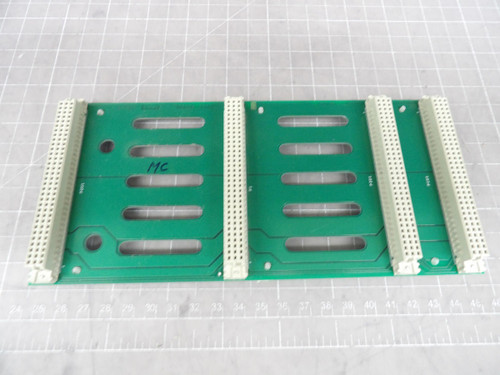 Tektronix  679-4761-00  Rear power distribution Board, Removed from a Tektronix DSA8200 Digital Serial Analyzer  For Sale