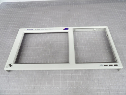 TEKTRONIX FRONT DISPLAY/KEYPAD BEZEL, REMOVED FROM A DSA8300 DIGITAL SERIAL ANALYZER M4281