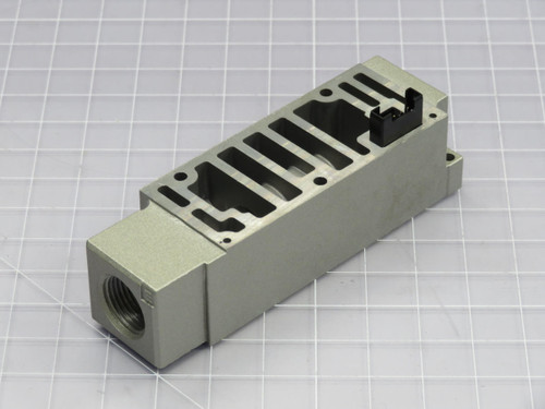 SMC  VVFS3000-R-03-1  Exhaust Relocation Block  For Sale