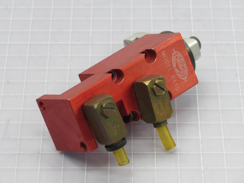 DESTACO  8115  DOUBLE-ACTING PNEUMATIC SWING CLAMP  For Sale