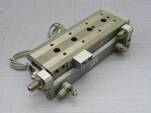 SMC MXQ25-100 PNEUMATIC CYLINDERS T215531