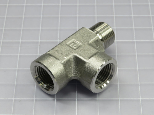 Lot of 2  PARKER  6-6-6 ST-SS  PIPE AND COUPLING  For Sale