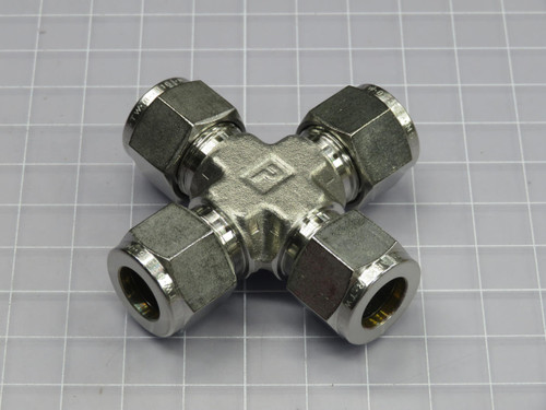 4  Parker  8ECR8-316  Tube Fitting Union Cross  For Sale