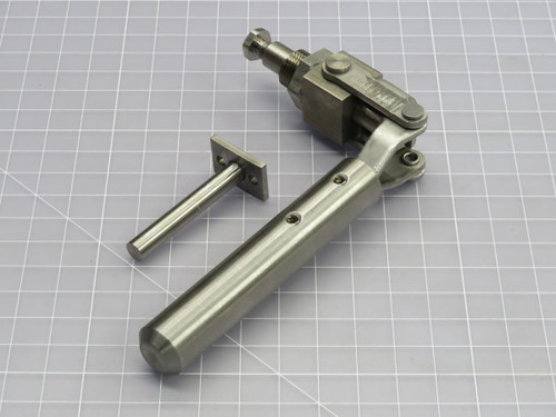 DESTACO  604  STANDARD STRAIGHT LINE ACTION CLAMP  For Sale