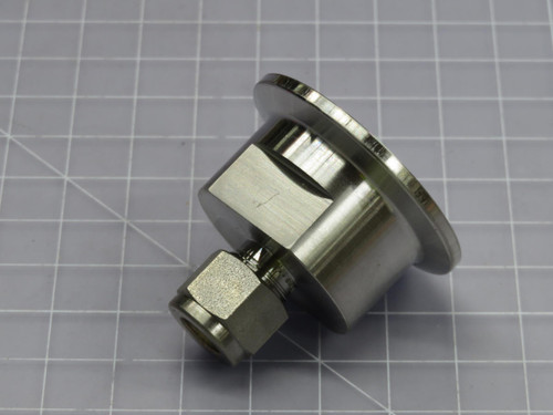 SWAGELOCK    PIPE FITTING  For Sale