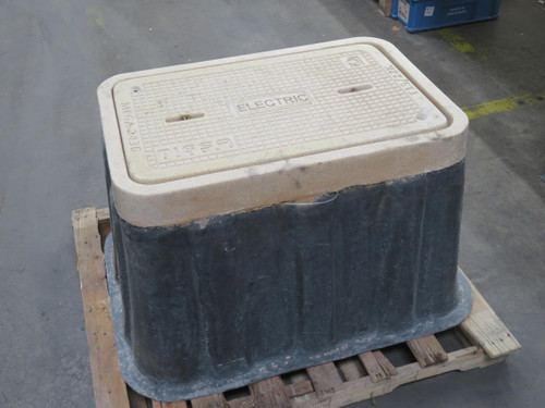 TIGSA  T15/22K  UNDERGROUND STORAGE CONTAINER 36X24X25  For Sale