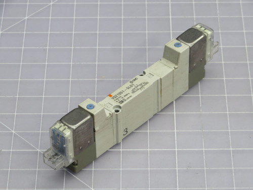 Lot of 2 SMC  VQZ1351-SL01  SOLENOID VALVE  For Sale