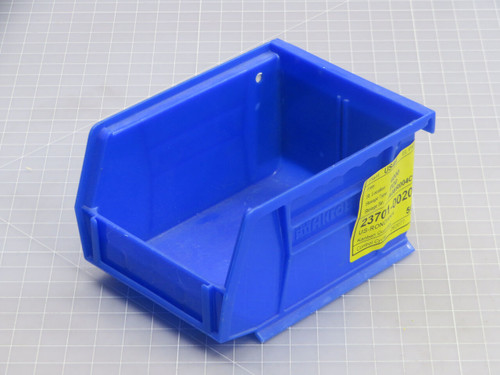 AKRO MILS  30-210  PLASTIC HANGING STACKABLE STORAGE ORGANIZER BIN  For Sale