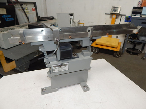 FEEDING CONCEPTS VIBRATORY LINEAR FEEDER M5887