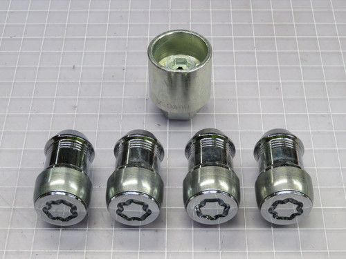 P04726155AA    For Sale