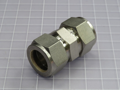 SWAGELOK  SS-1210-6    For Sale