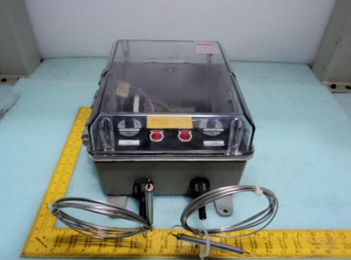 UNITED CONTROLS 55 SERIES BRISKHEAT TEMPERATURE CONTROL T8765