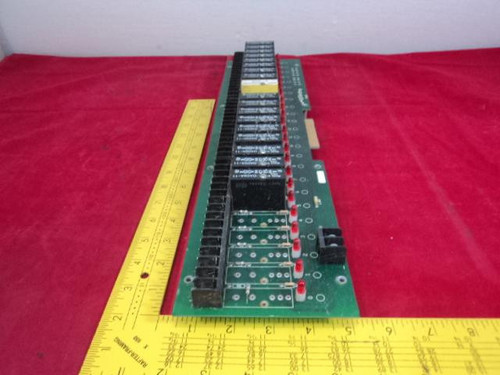 OPTO22 PB24 OPTO22 BOARD W/ RELAYS T11424