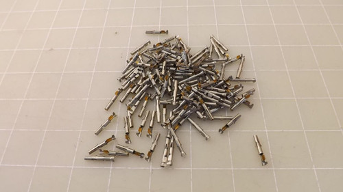 LOT OF 130  000-10-001-01120 PARTS T26152