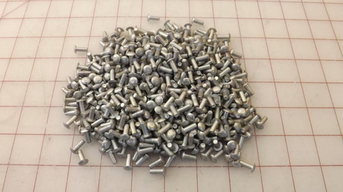 LOT OF 1/2 LB   RIVETS T31022