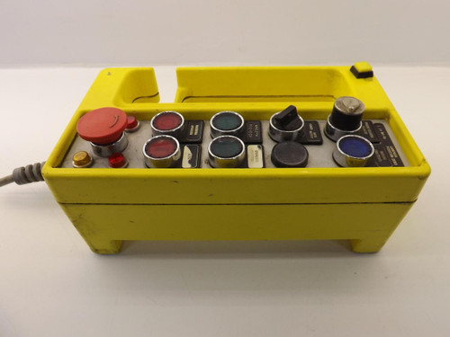 YELLOW MEGOMAT ROBOT PENDANT T39520