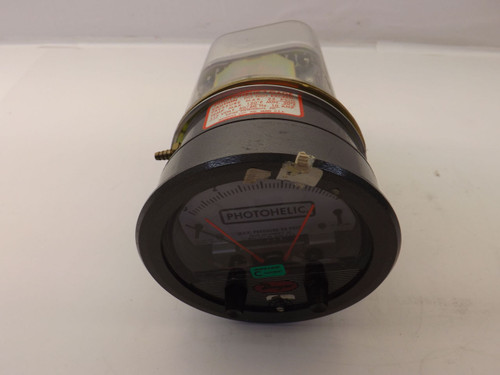 DWYER HH-117 VAC PHOTOHELIC GAGE T40287