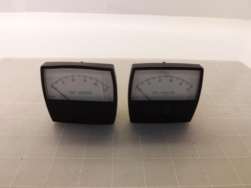 LOT OF 2 94-549-13 DC VOLTS GAUGES T47945